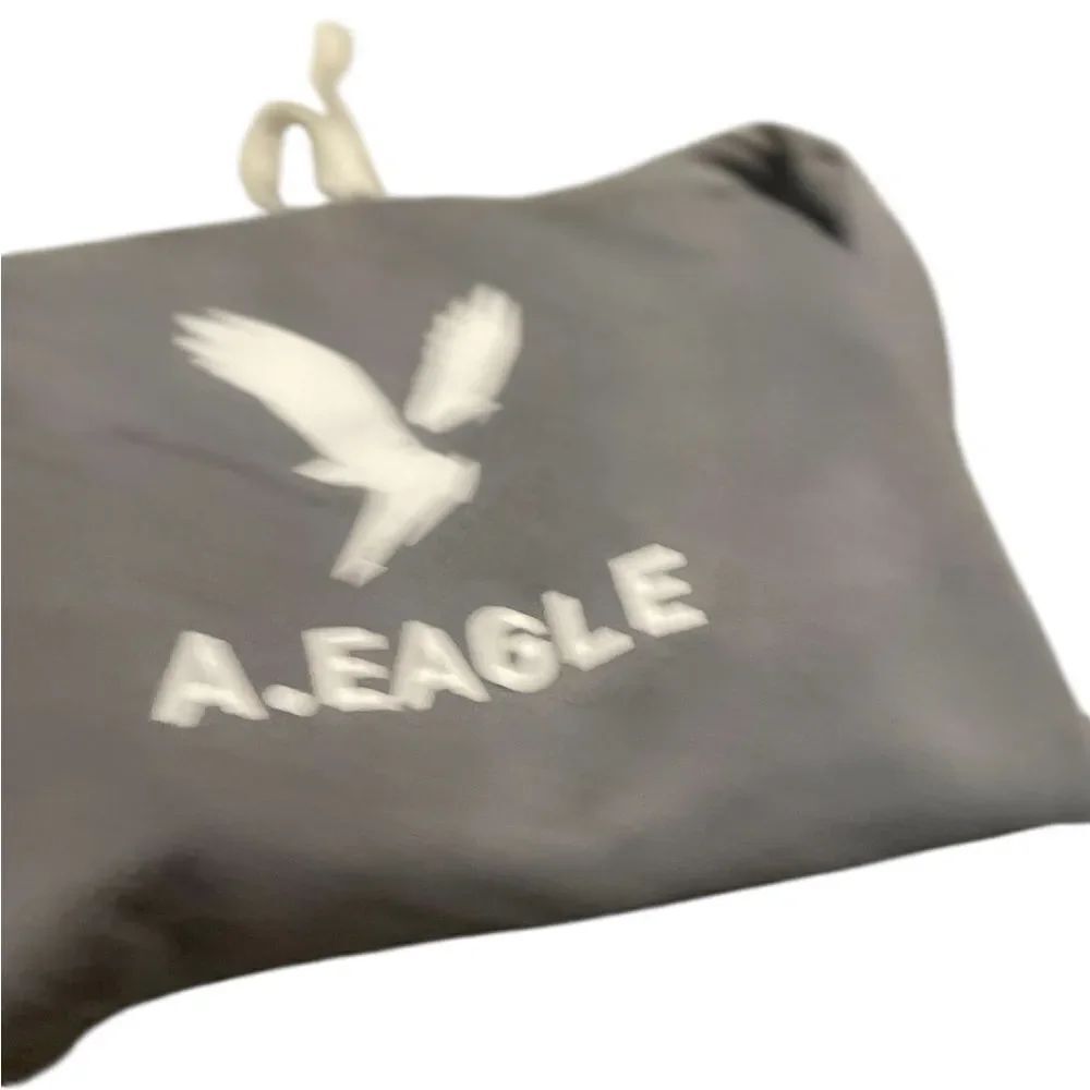 A. Eagle Gray hoodie new never worn men’s size medium see pics